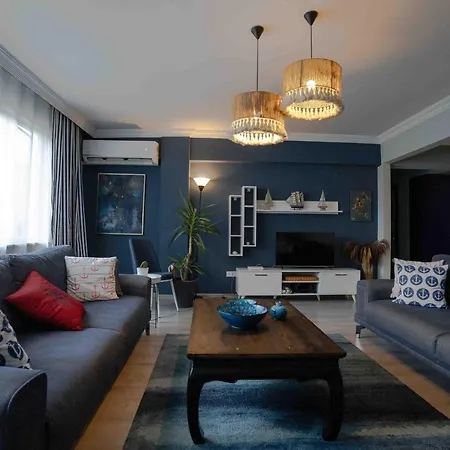 Stunning Seaside Retreat W Balcony 1 Min To *