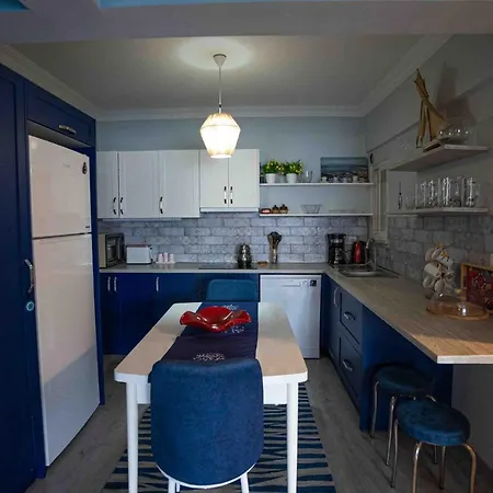 Stunning Seaside Retreat W Balcony 1 Min To Beach Daire Marmaris
